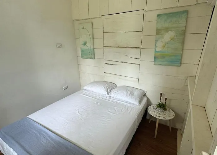 Pargos Inn *